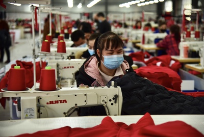宣恩 扶貧企業(yè)按下“快進鍵”，化妝品產業(yè)助力鄉(xiāng)村振興