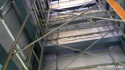 無錫這小區(qū),電梯加裝兩次偷工減料
